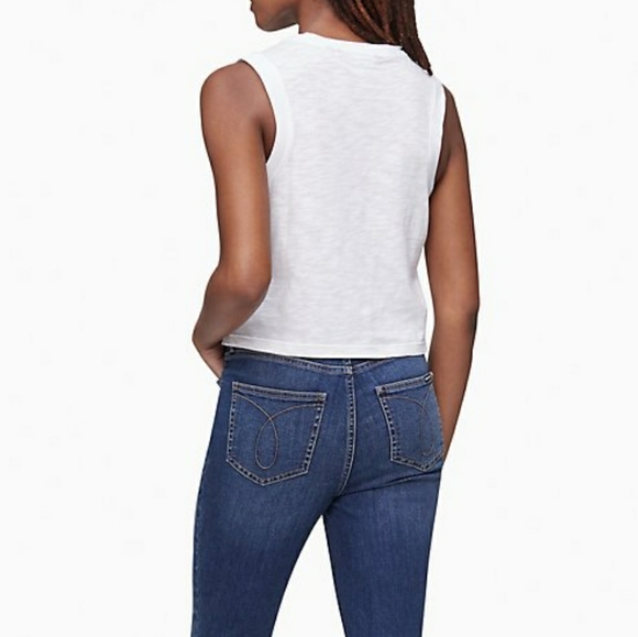 CALVIN KLEIN JEANS Cropped Solid Muscle Tee - Picture 4 of 10